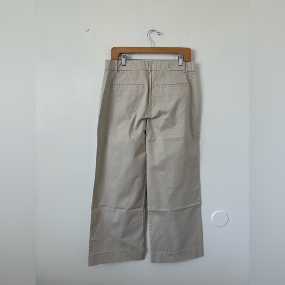 Abercrombie & Fitch Sloane Low Rise Tailored Twill Pant - Picture 4 of 5